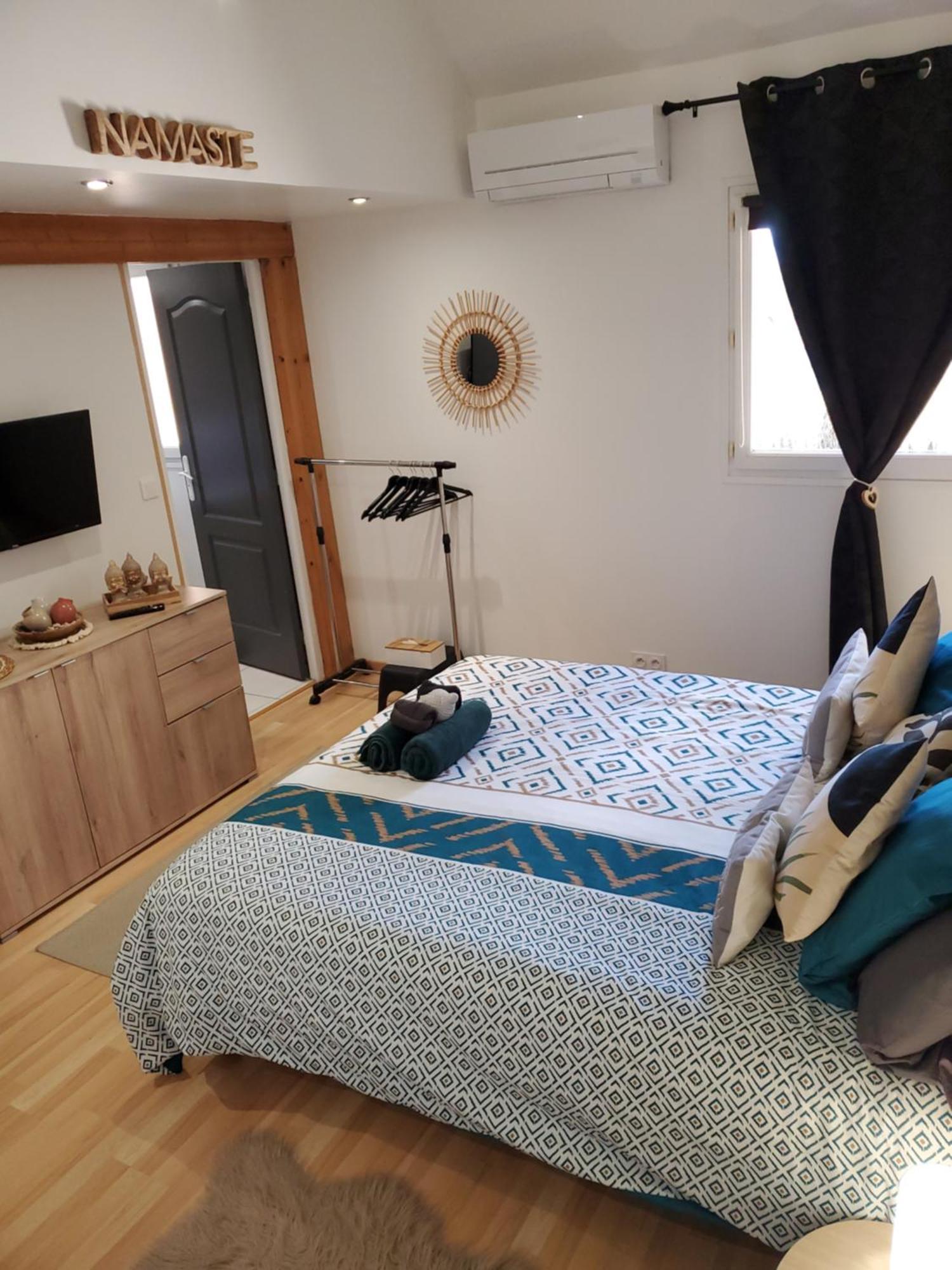 Le Namaste Charmante Maisonnette Climatisee De 45 M2 Brasles Bagian luar foto
